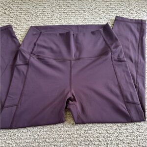Zyia Wine Pocket Brilliant Hi-Rise Capri 20” size 6-8
